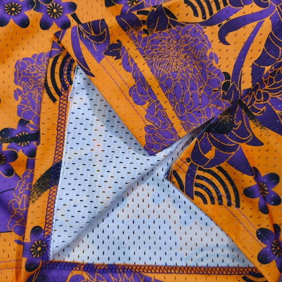 Los Angeles Lakers Lebron James' Year Of The Rabbit Special Edition Retro Jersey - Picture 6 of 8